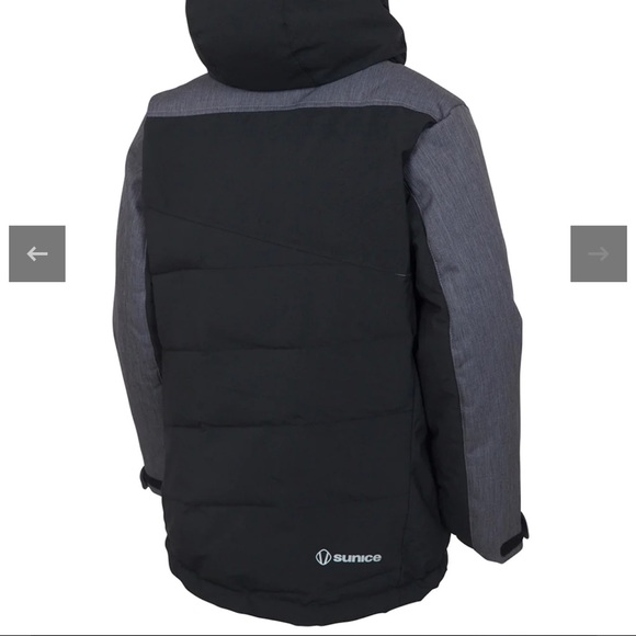 Ski/Snowboarding jacket size 14 Boys . Practically new. Only worn few times. - Picture 3 of 4